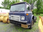 1985 INTERNATIONAL Model 1750B Single Axle Cab Over Cab and Chassis